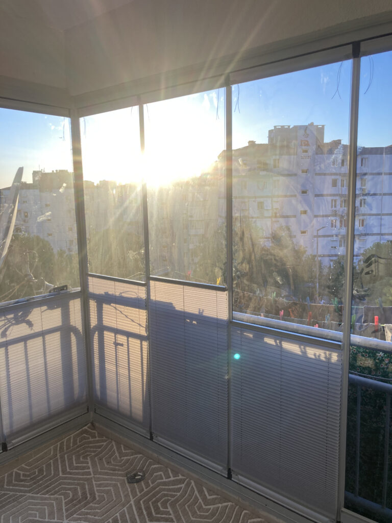 izmir cam balkon plise